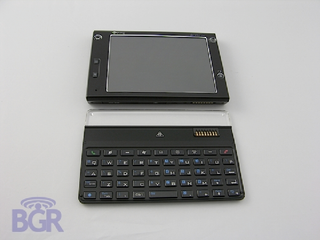 Illustration for article titled HTC X7500 First Unboxing: Our Favorite Pics
